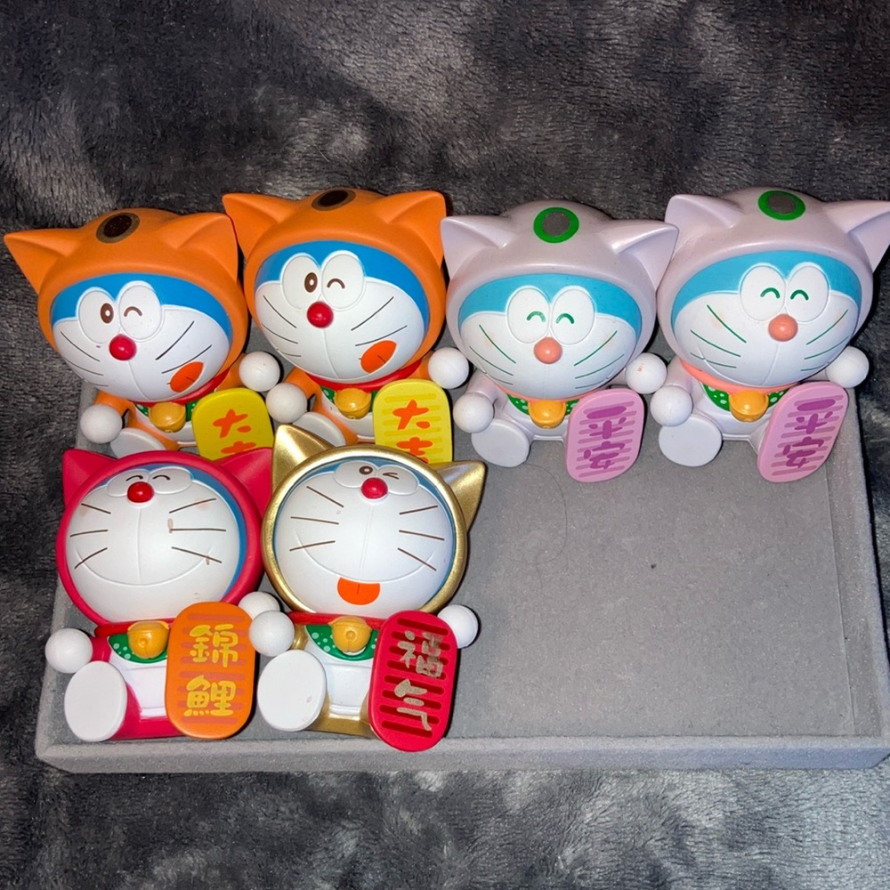 Doremon Lucky Cat Action Figures - Multicolor